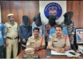 తెలంగాణ రాష్ట్రంలోని జగిత్యాల జిల్లాలో డ్రగ్స్ రవాణా చేస్తున్న ఐదుగురిని అరెస్ట్ చేశారు.