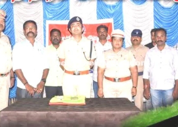 Seven individuals arrested for stone theft