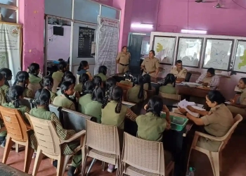 Chikkamagaluru Police Host Student Open House