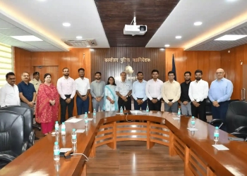 DGP Urges IAS Trainees to Serve Humbly