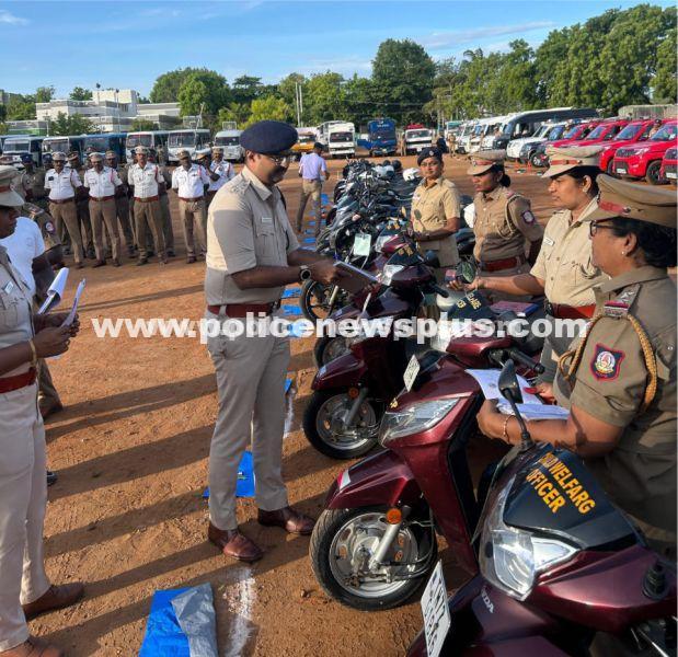 Tirunelveli Police Vehicles Inspected by Deputy Commissioner
