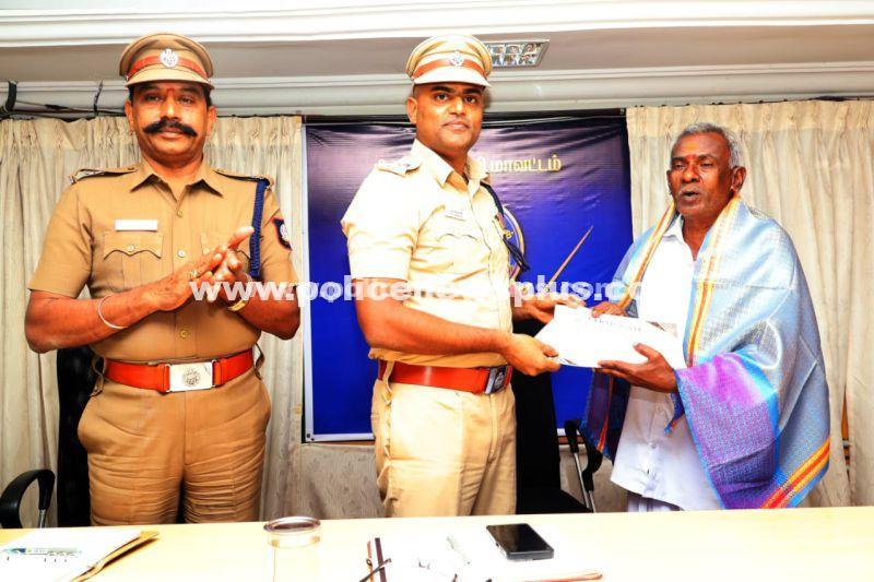 Tirunelveli Police Laud Honest Act