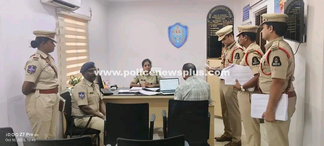 DCP Shilpavalli Inspects Domalguda Police Station