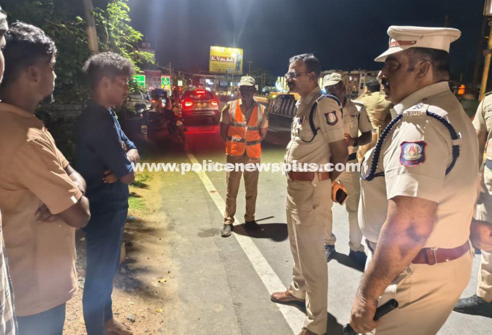 SP Conducts Liquor Smuggling Raid