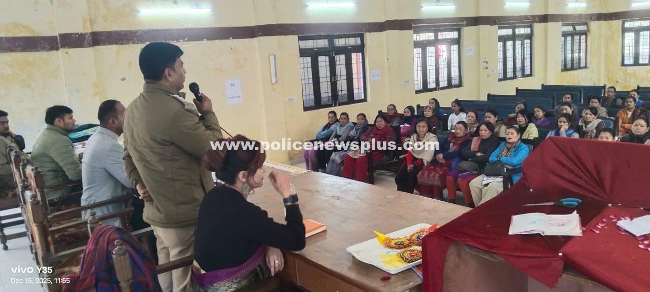 Darchula Police Hold Women Safety Drive
